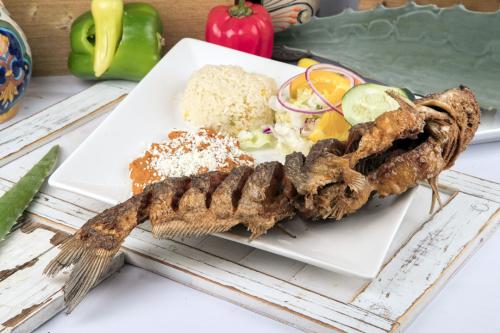 Mariscos Uruapan menu photo
