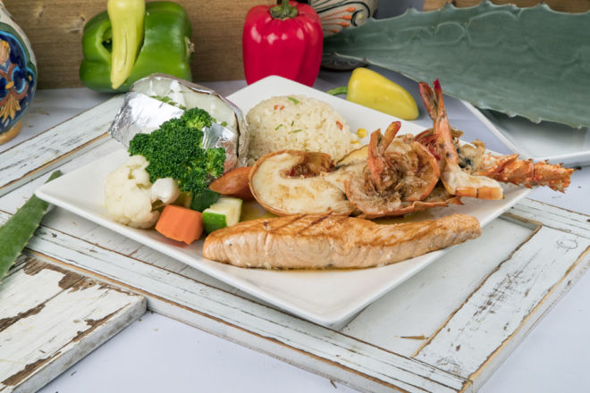 Mariscos Uruapan restaurant gallery